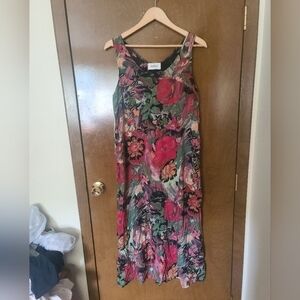 Ahni floral vintage midi dress size medium